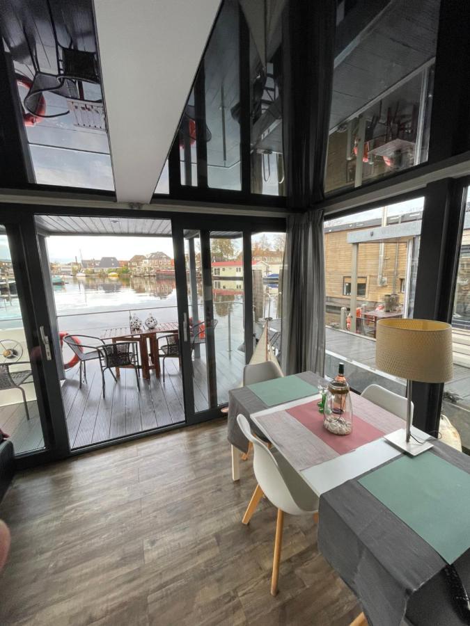 Appartement Slapen Op Het Water à Zwartsluis Extérieur photo